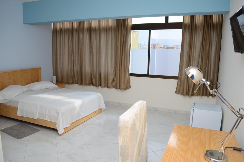 Lt Aparthotel Praia Pokoj fotografie